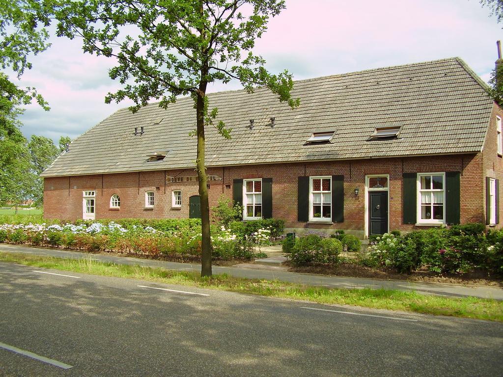 Hoeve De Mertel Biezenmortel Exterior photo